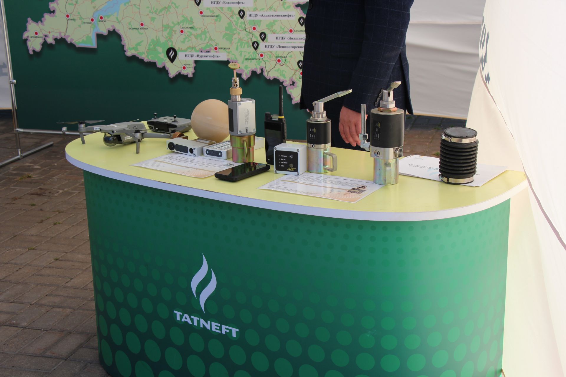 День Республики, День города и День нефтяника в Нурлате начались с церемонии награждения