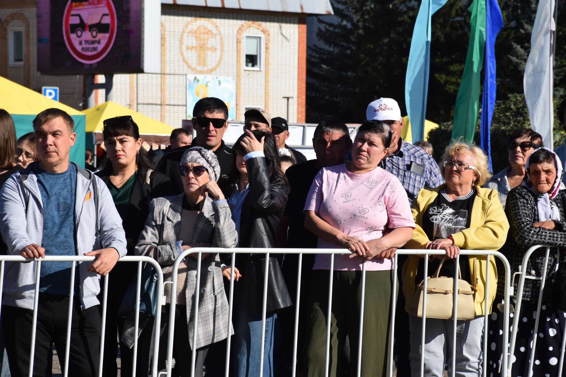 В Нурлате наградили победителей районного конкурса по оформлению и озеленению территорий