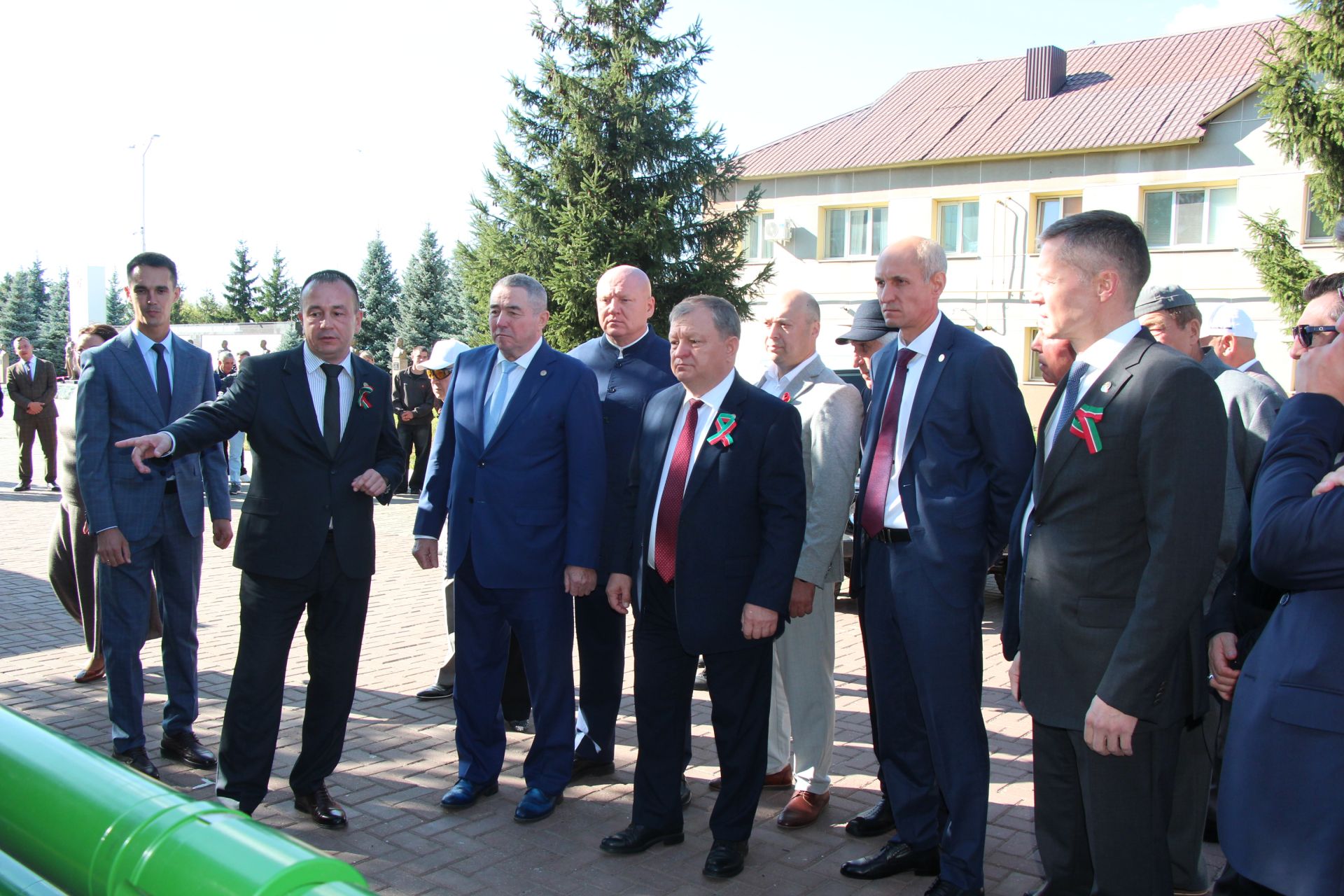 День Республики, День города и День нефтяника в Нурлате начались с церемонии награждения