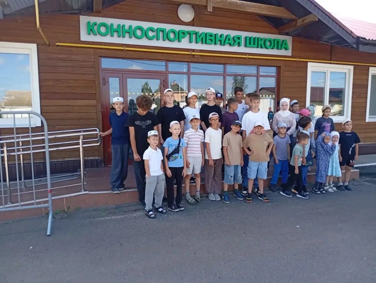 Для детей в мечети Нурлата организовали лагерь с питанием и экскурсиями