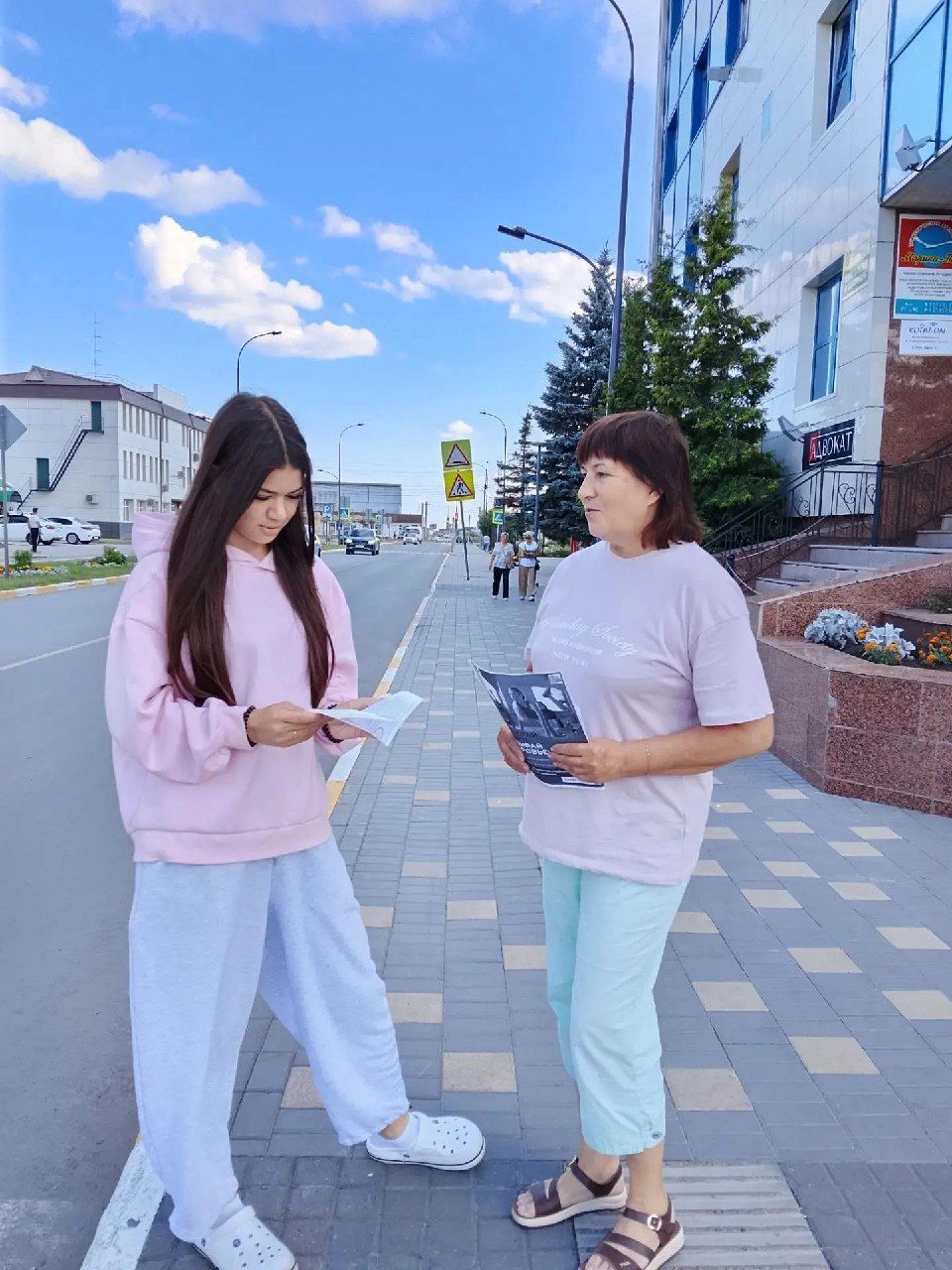 Библиотекари Нурлата вышли на улицы города со спортивной акцией