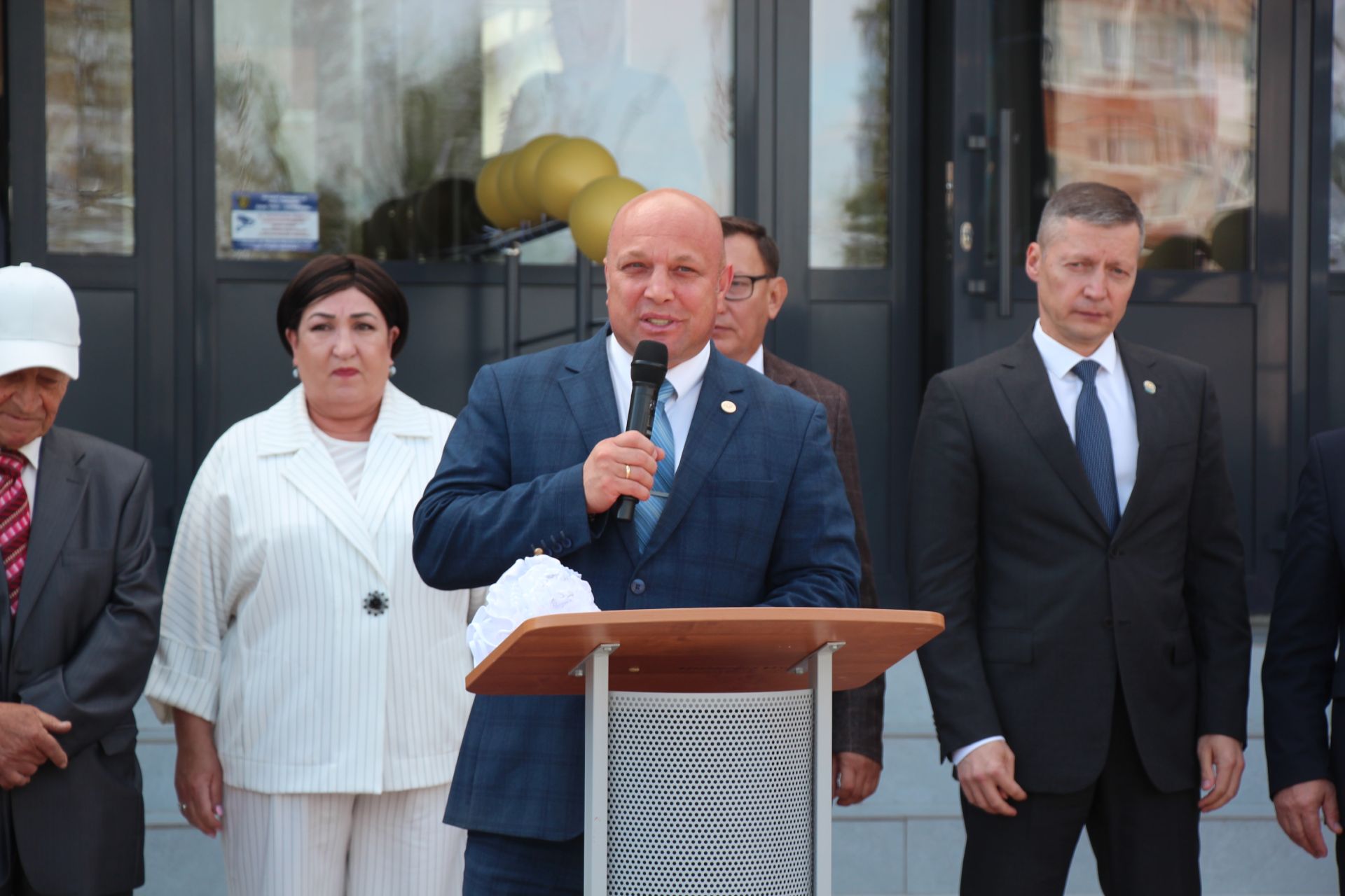 В Нурлате открыли школу № 4 с участием главы района и министра