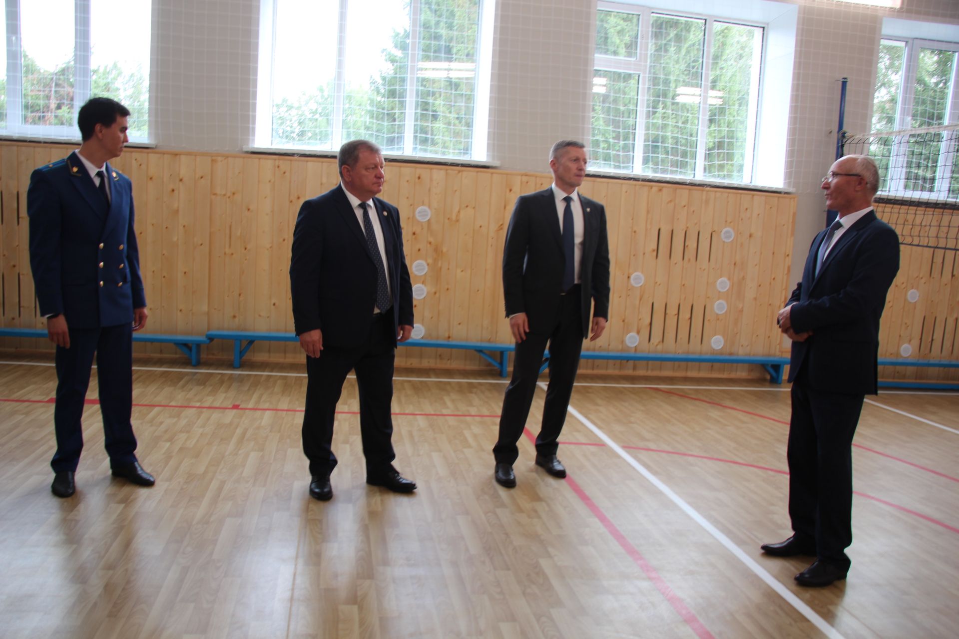 В Нурлате открыли школу № 4 с участием главы района и министра