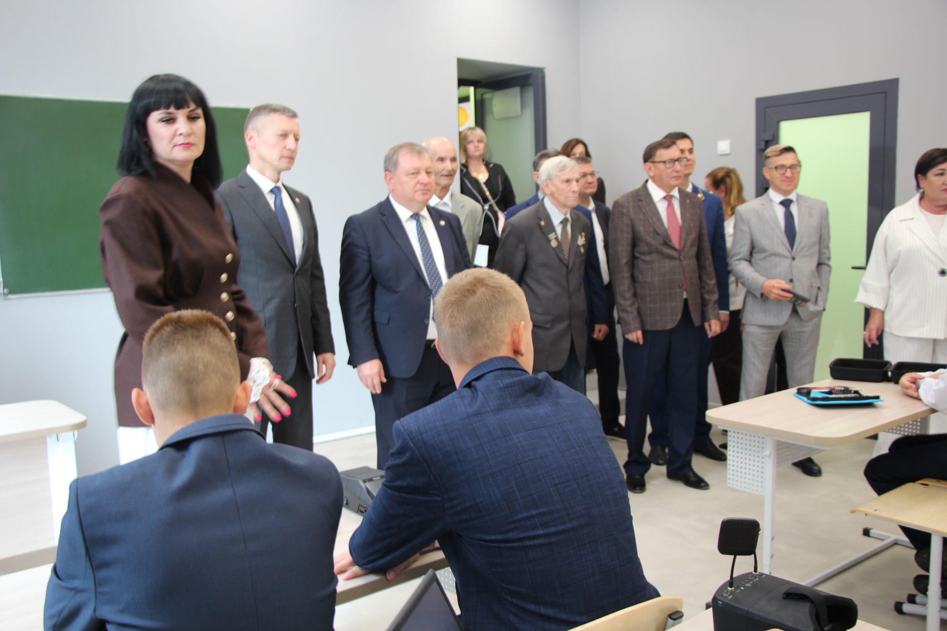 В Нурлате открыли школу № 4 с участием главы района и министра