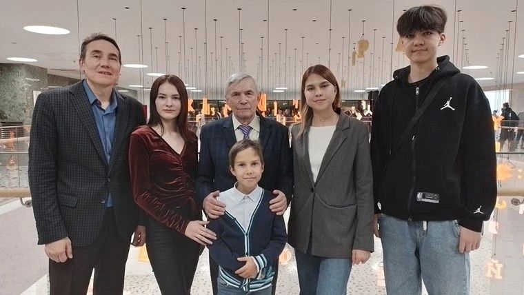 Вышла новая книга писателя Ильдуса Диндарова