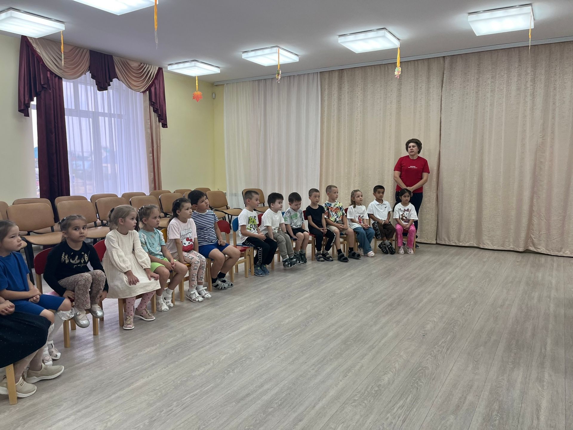 Школьники Нурлата рассказали детсадовцам о «Движении Первых»