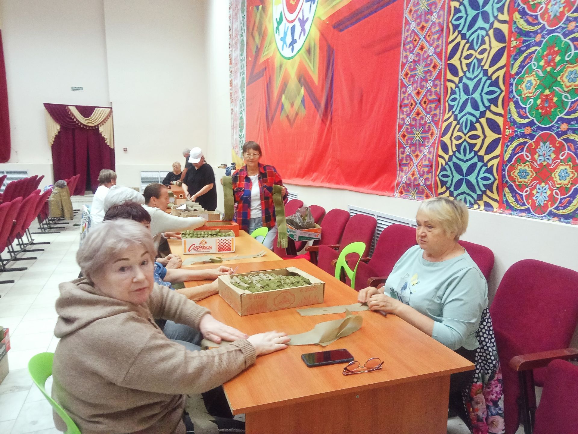 «Серебряные» волонтеры Нурлата перешли на двухсменный режим работы