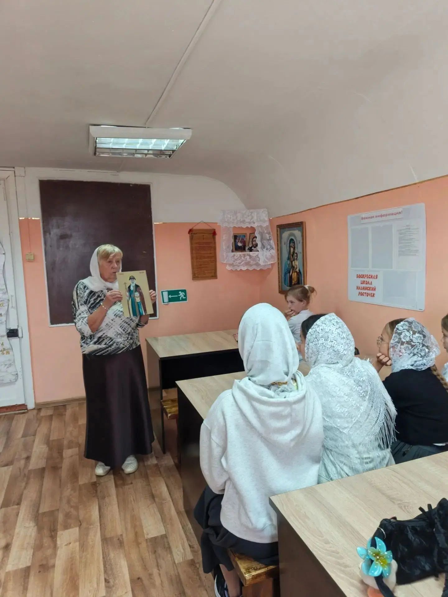 В Нурлате прошло занятие воскресной школы о святых Ольге и Владимире