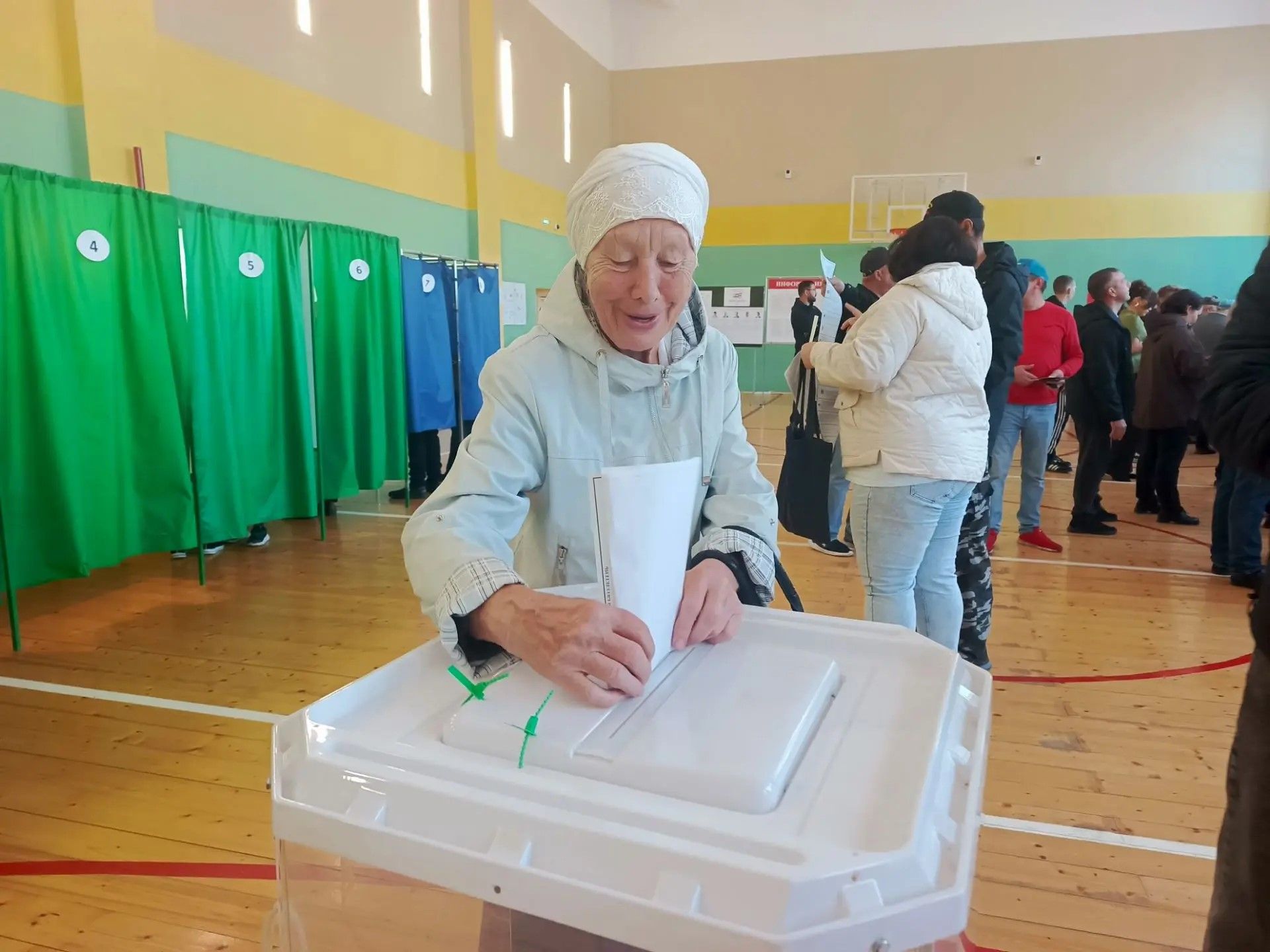 В Нурлатском районе открылись 56 участков для трехдневного голосования на выборах в Госдуму