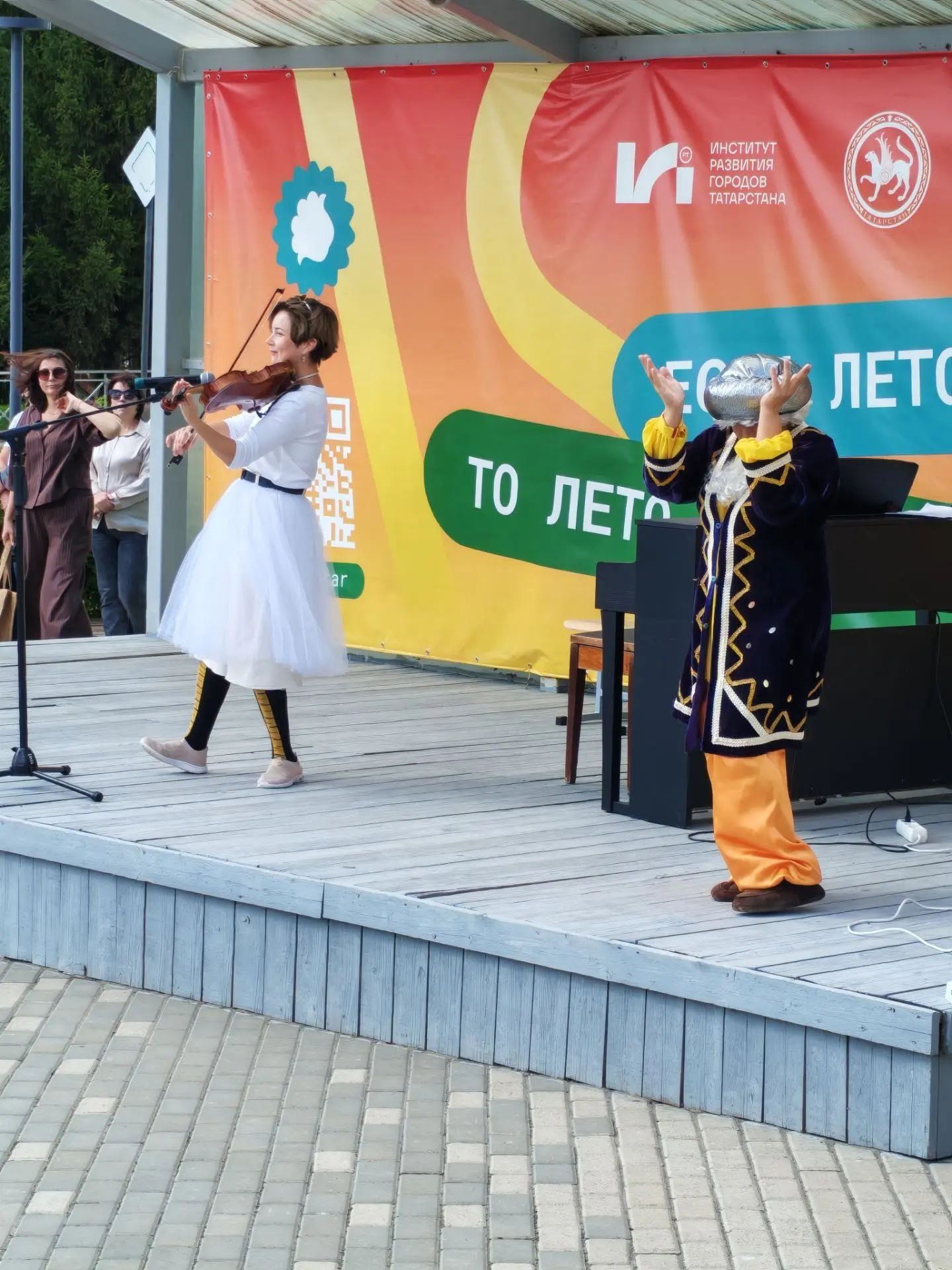 Учебный год в нурлатской ДШИ «Сэлэт» начался с клятвы и концерта