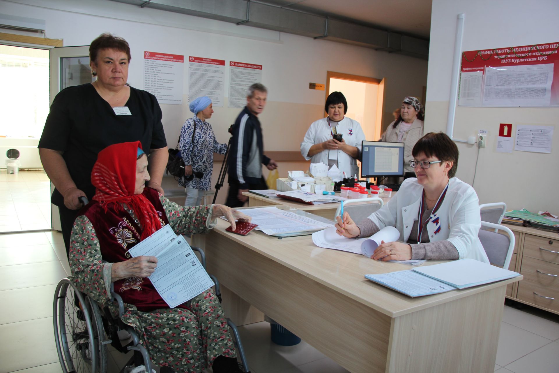 В Нурлате пациенты ЦРБ голосовали прямо в больничных палатах