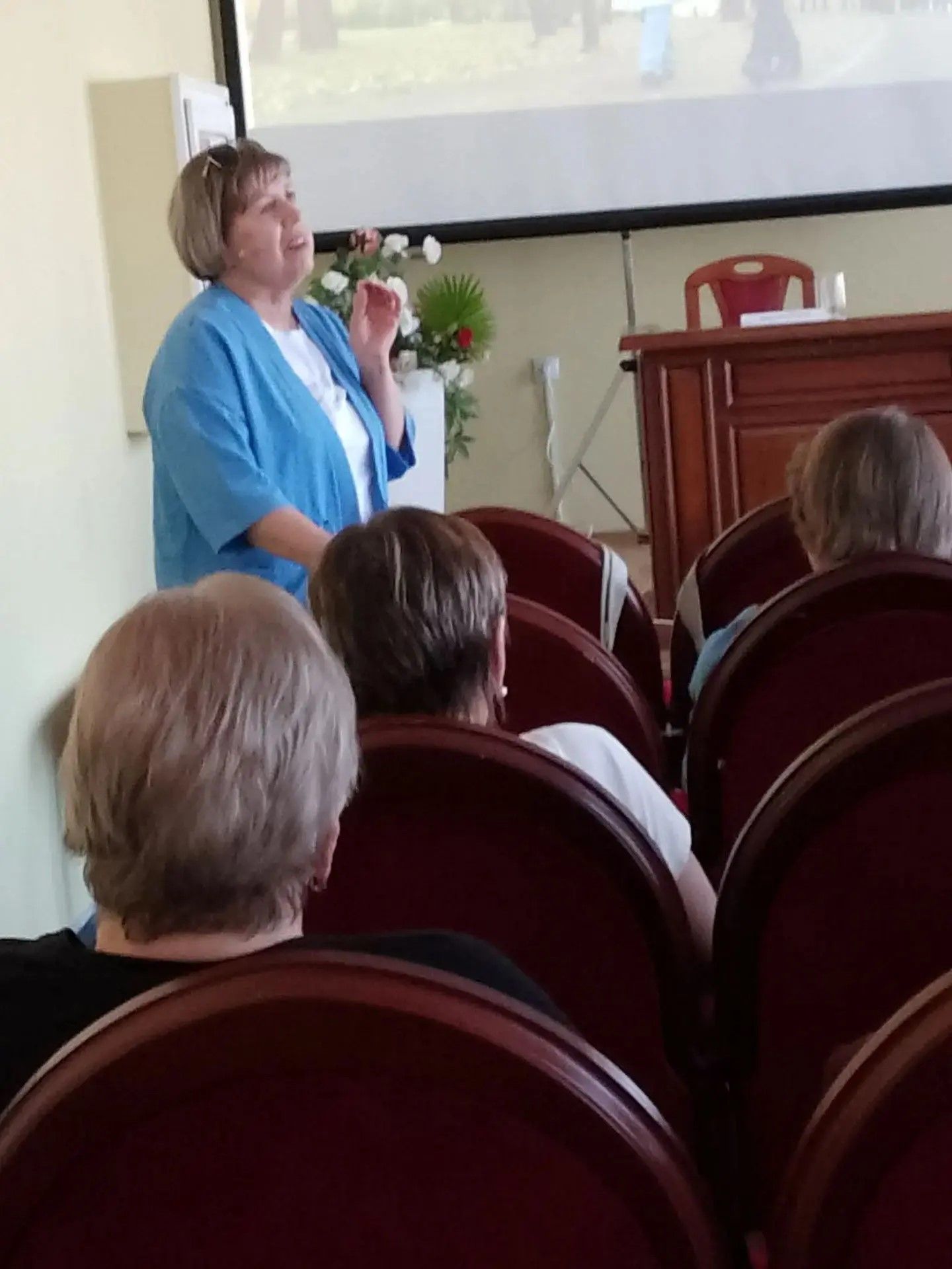 В Нурлате прошел творческий вечер «Бархатный возраст — не осень души»
