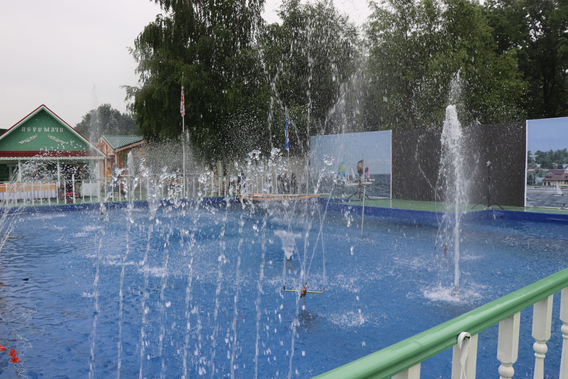 Рустам Минниханов посетил нурлатское подворье на республиканском Сабантуе в Казани