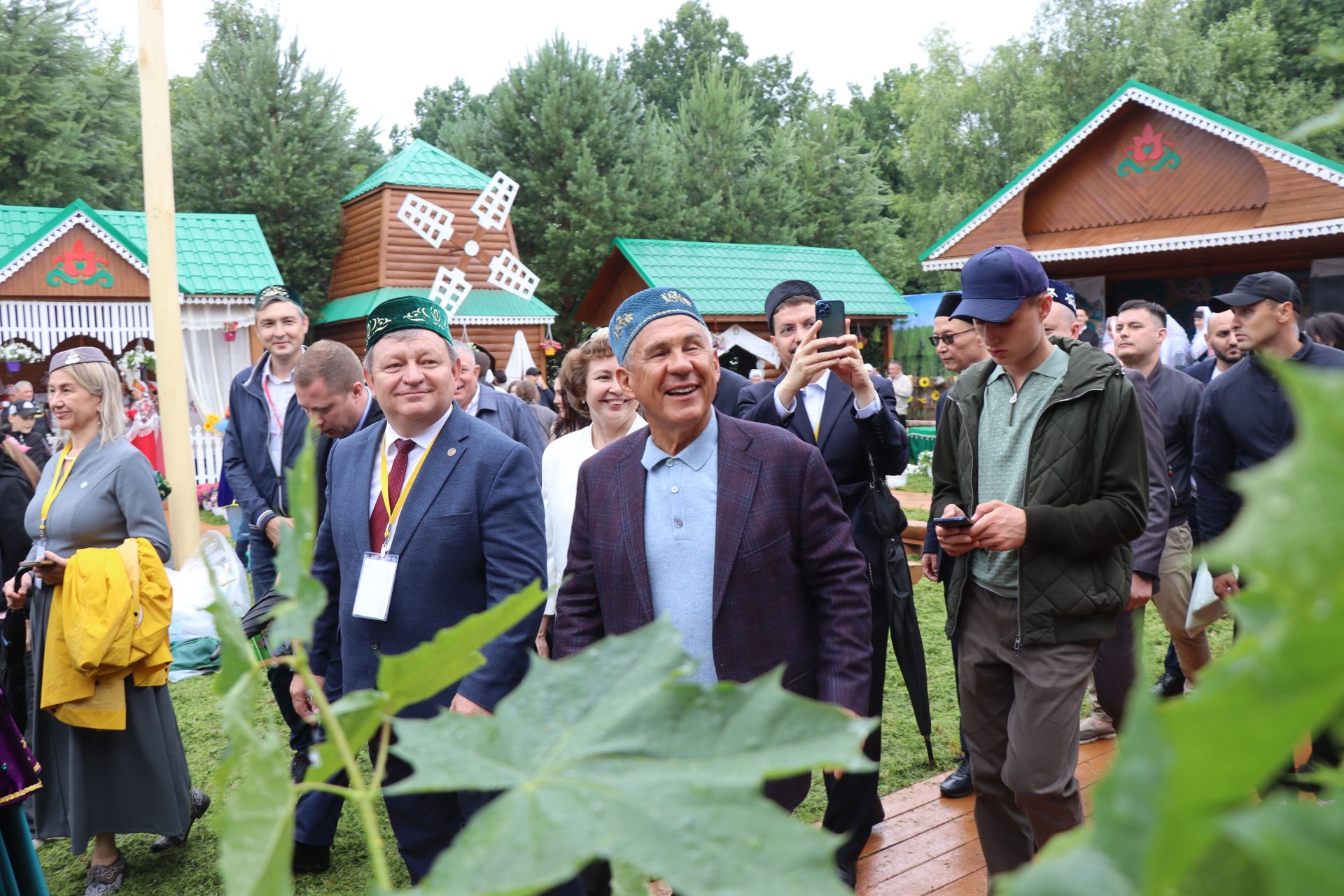 Рустам Минниханов посетил нурлатское подворье на республиканском Сабантуе в Казани
