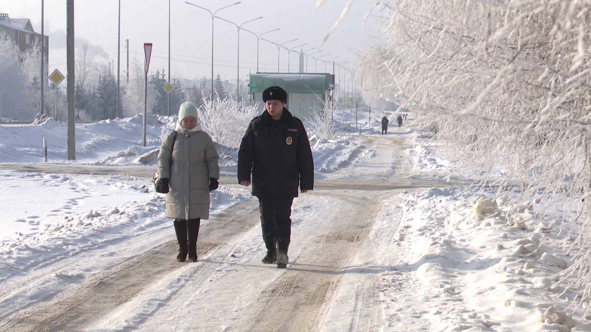 В отделе МВД России по Нурлатскому району по итогам года наградили лучших сотрудников