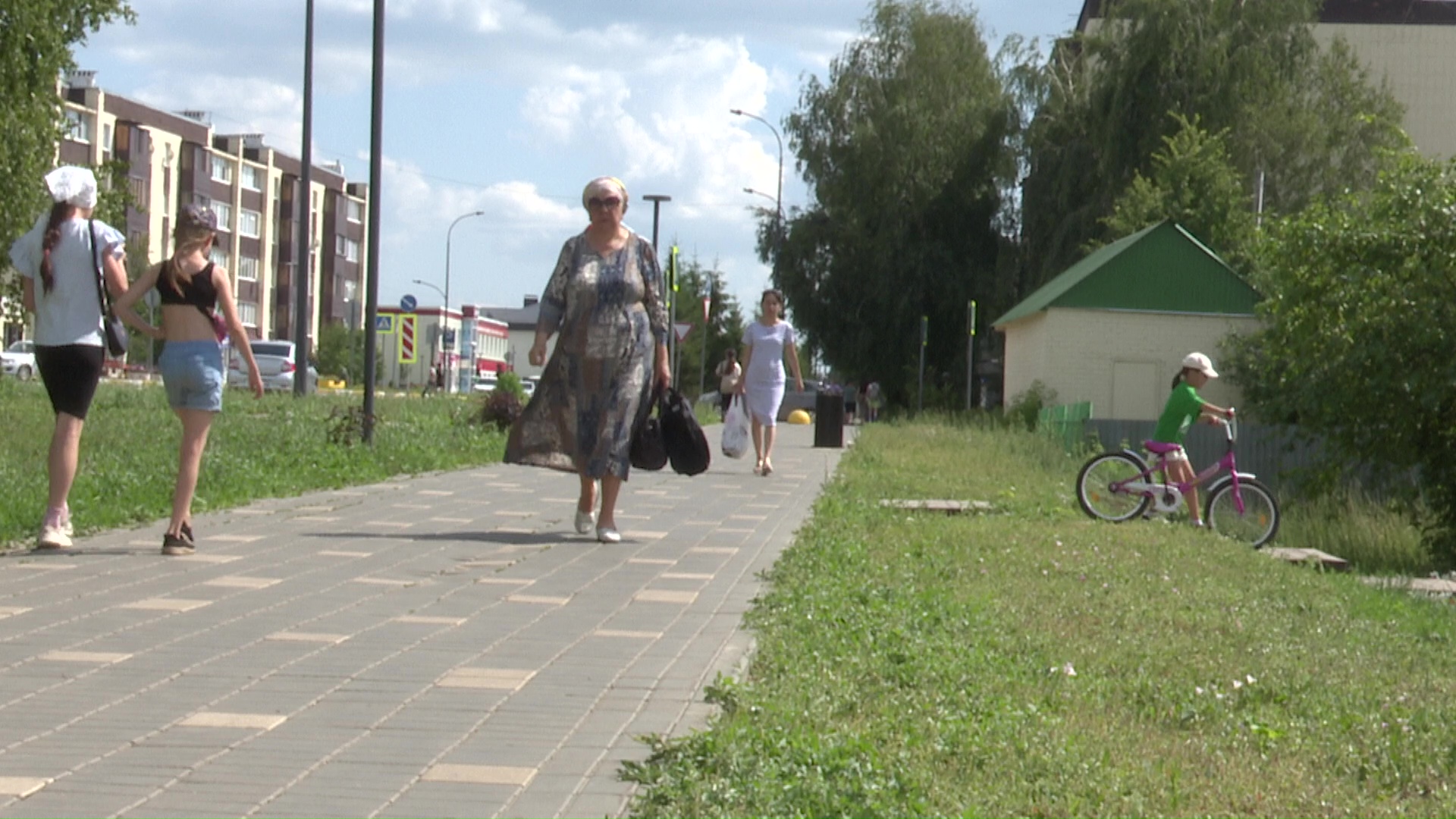 В Нурлате установилась знойная погода