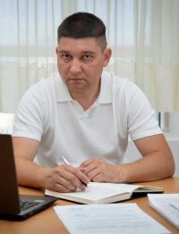 Рустам Салахов поддержал благотворительную акцию по подписке на районную газету для семей участников СВО