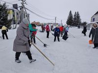 Коллектив Нурлатской школы-интерната провёл снежный субботник