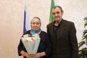 Комсомольская свадьба под Новый год: 50 лет вместе — история любви из Нурлатского района