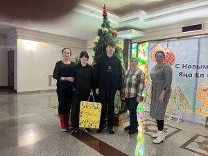 В Нурлате продолжается добрая акция «Елка желаний»