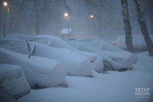 В условиях непогоды татарстанских водителей просят не выезжать без необходимости
