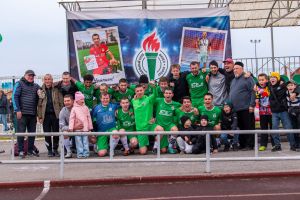 «Факел» одержал победу над «Девоном» в память о бойце СВО