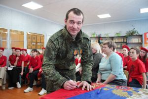 Бойцы СВО стали гостями «Классной встречи» в Егоркинской школе