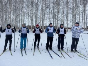 Лыжная эстафета «Отцы и дети» в Нурлате собрала 27 семейных команд