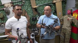 Волонтеры фонда «Все для Победы Нурлат» превращают трофеи с СВО в боевое оборудование