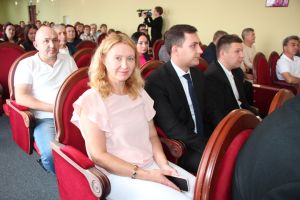 Собрание трудового коллектива Нурлатской ЦРБ прошла с участием министра и депутата