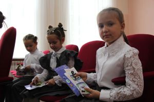 3 нче мәктәпнең беренче сыйныф укучылары Яшь юл хәрәкәте инспекторлары сафларын тулыландырдылар