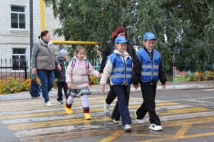 В Нурлате прошли беседы о «дорожных ловушках» у школ