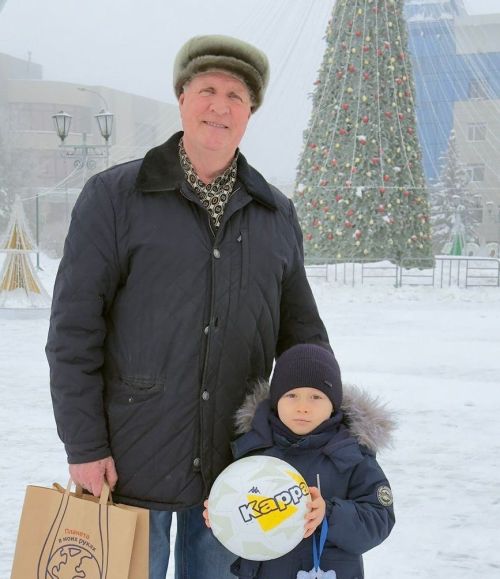 Руководитель ТОС «Железнодорожников» Александр Собольков исполнил новогоднее желание юного нурлатца