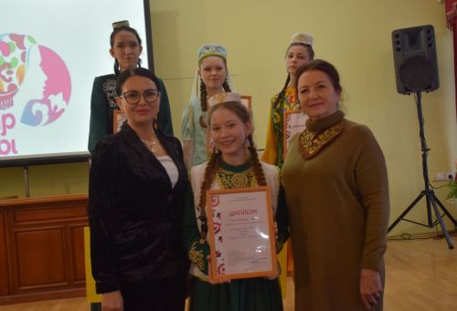 Айгуль Ахметзянова представит Нурлатский район на зональном этапе конкурса «Татар кызы-2025»