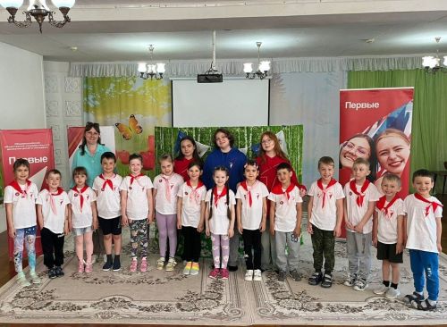 «Движение Первых» дарит сказку воспитанникам детского сада «Сказка»