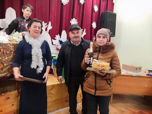 Семья Азяковых из деревни Салдакаево в лотерею выиграла кролика