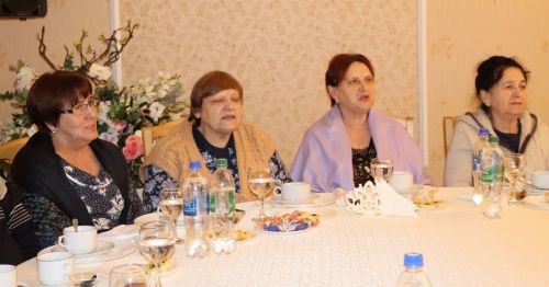 Глава Нурлатского района встретился с представителями старшего поколения