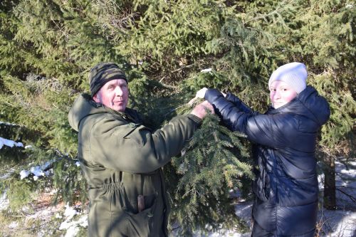 Для учащихся Нурлатской гимназии провели экоурок в лесу