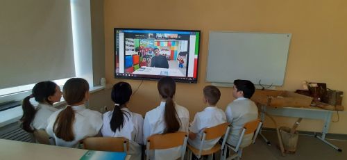 Учащиеся школы №1 встретились с писателем Алмазом Гимадиевым