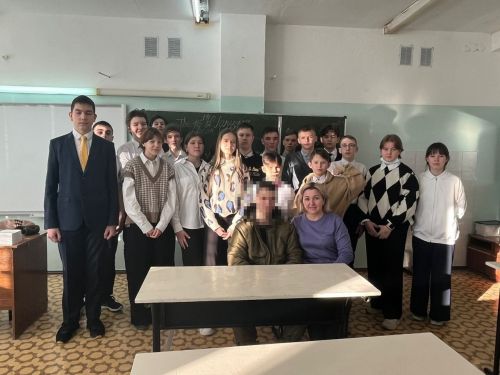 В Нурлатской городской школе №9 прошел Урок мужества