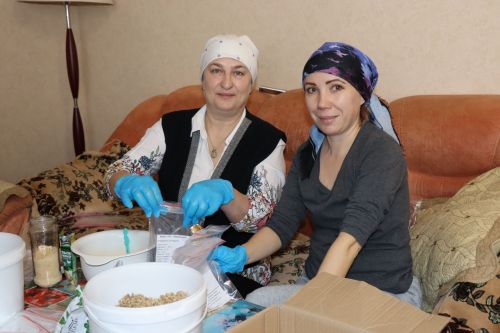 Волонтеры движения «Вкусняшки для победы» продолжают готовить еду для участников СВО
