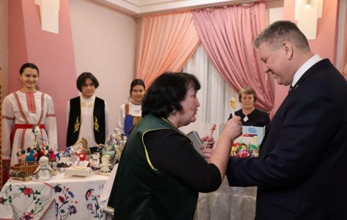 Нурлатцы большим праздничным концертом дали старт Году национальных культур и традиций