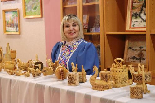 Нурлатцы большим праздничным концертом дали старт Году национальных культур и традиций