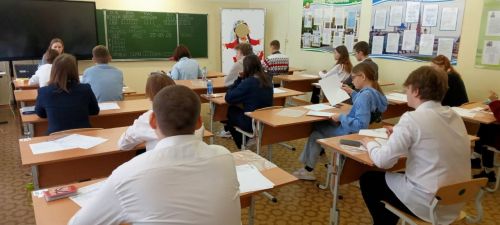 Сегодня в Нурлате проходит пробный экзамен по русскому языку