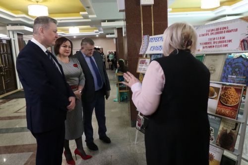 Нурлатцы большим праздничным концертом дали старт Году национальных культур и традиций