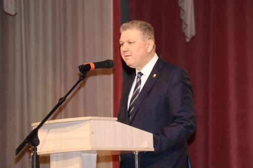 Нурлатцы большим праздничным концертом дали старт Году национальных культур и традиций