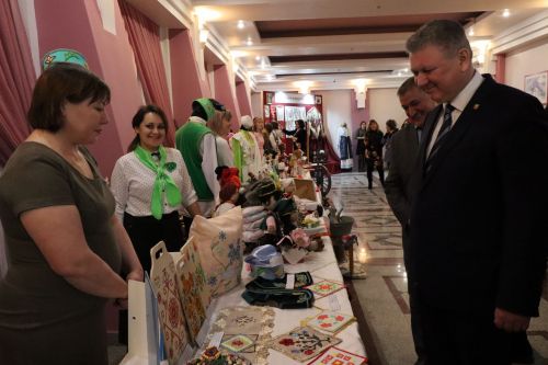 Нурлатцы большим праздничным концертом дали старт Году национальных культур и традиций