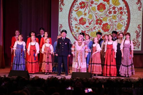 Нурлатцы большим праздничным концертом дали старт Году национальных культур и традиций