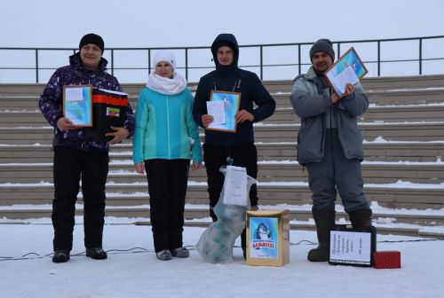 В Нурлате прошел традиционный праздник зимней рыбалки