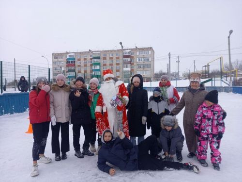 В Нурлате прошла новогодняя эстафета с детьми